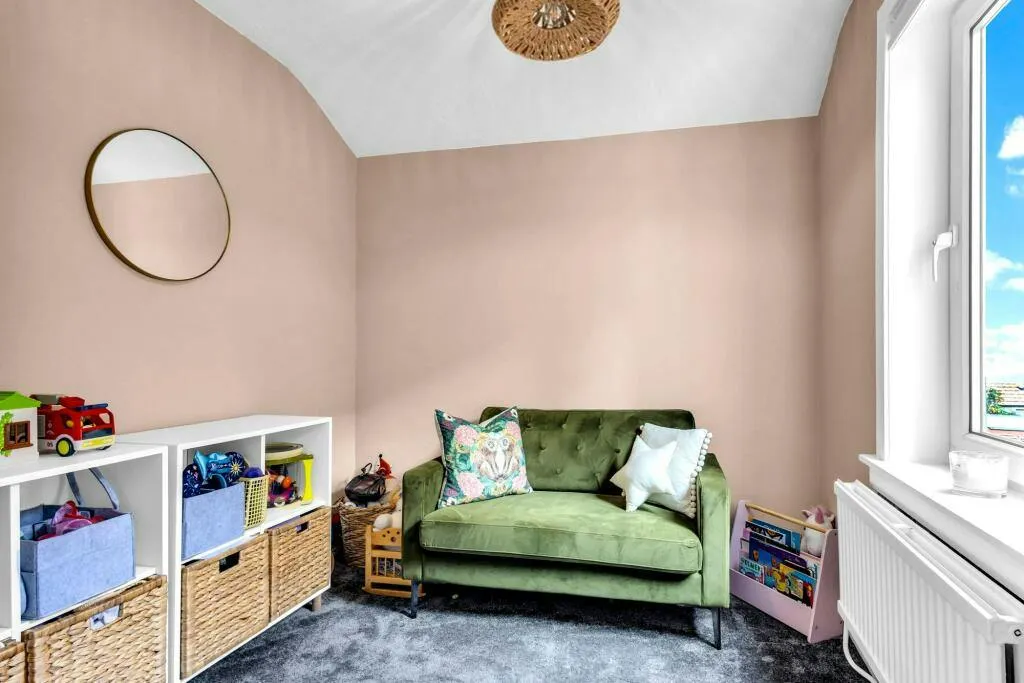 Barclay Road, London, E17, photo 11
