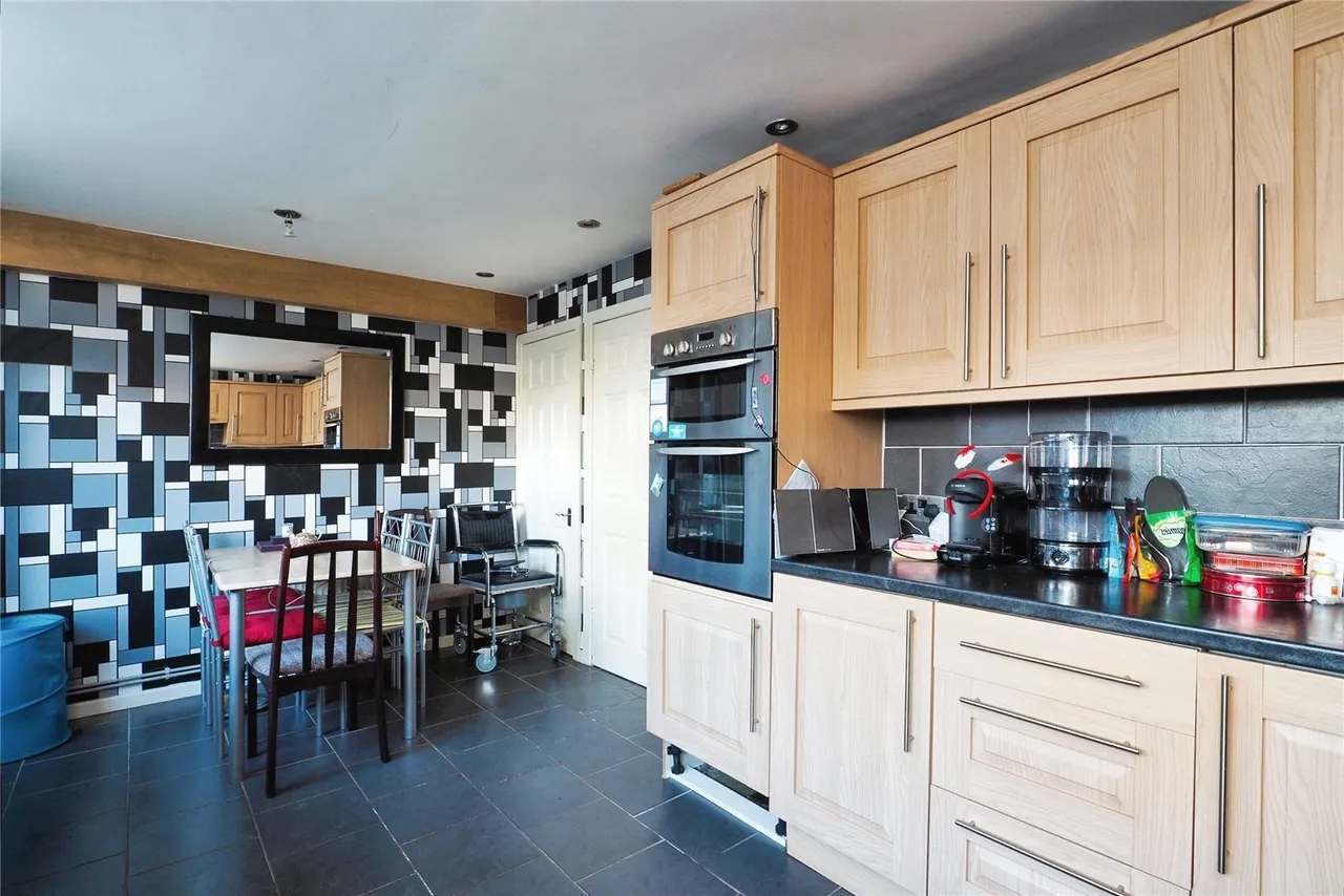 Sumburgh Road, Clifton, Nottingham, NG11, photo 4
