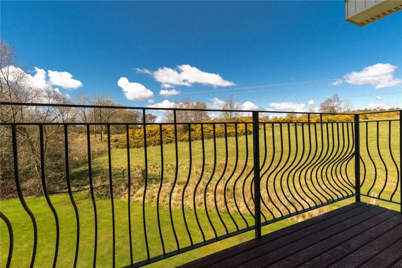 Oakwood, 4 The Avenue, West Glen Road, Kilmacolm, PA13 4PW, photo 12