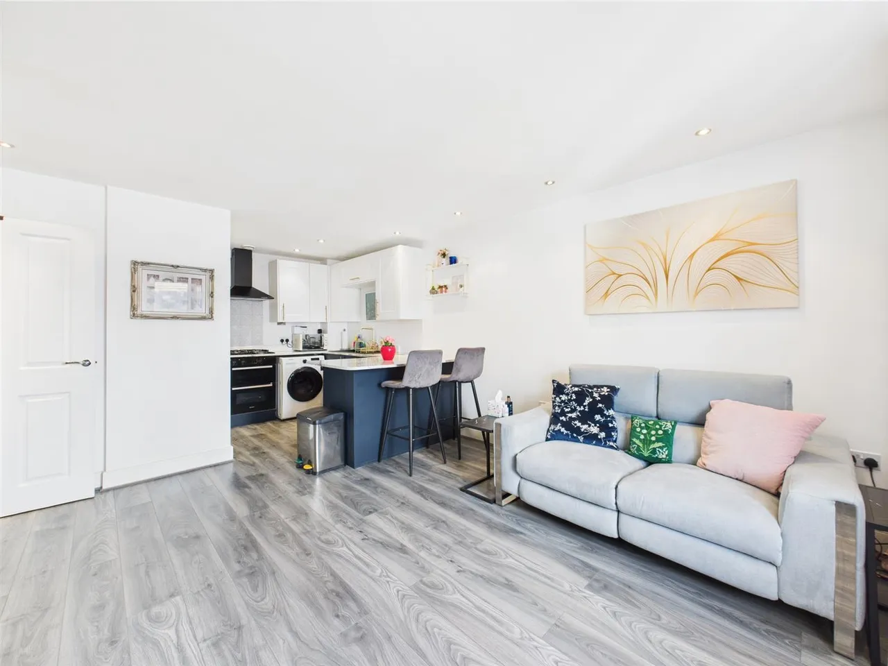 Coleridge Drive, Ruislip, Middlesex, HA4 8GT, photo 4