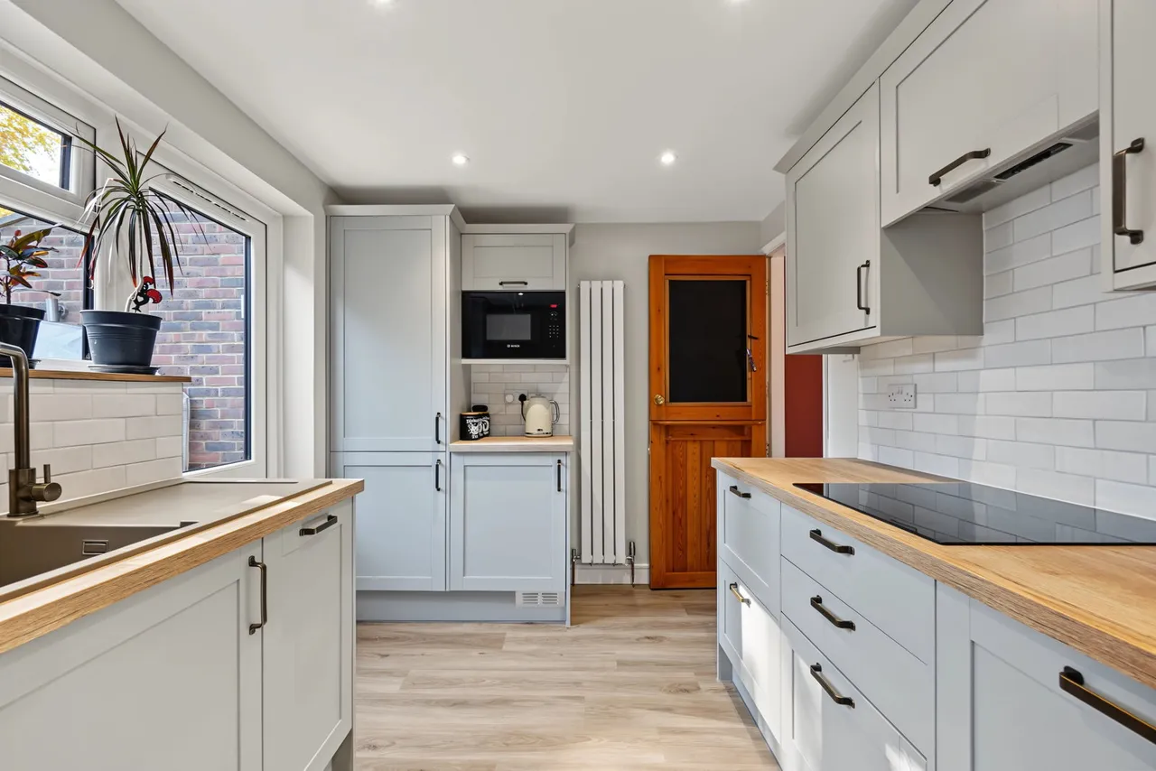 Iris Close, Walderslade Woods, ME5, photo 4