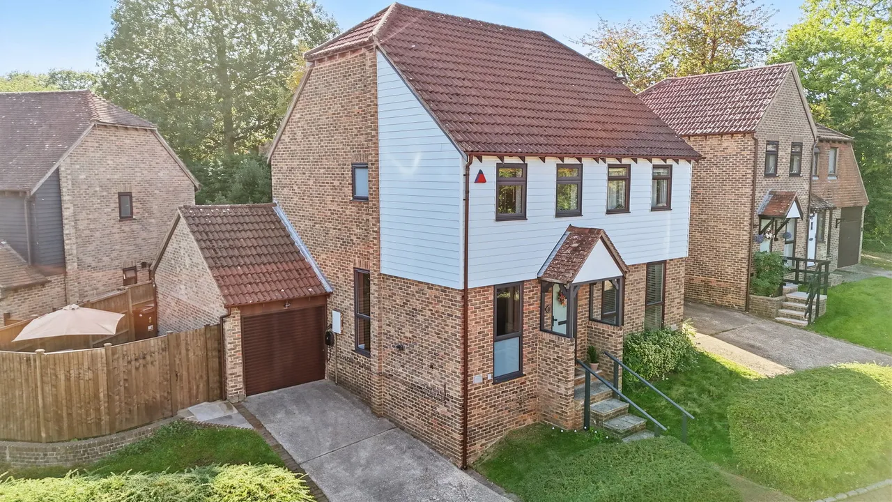 Iris Close, Walderslade Woods, ME5, photo 25