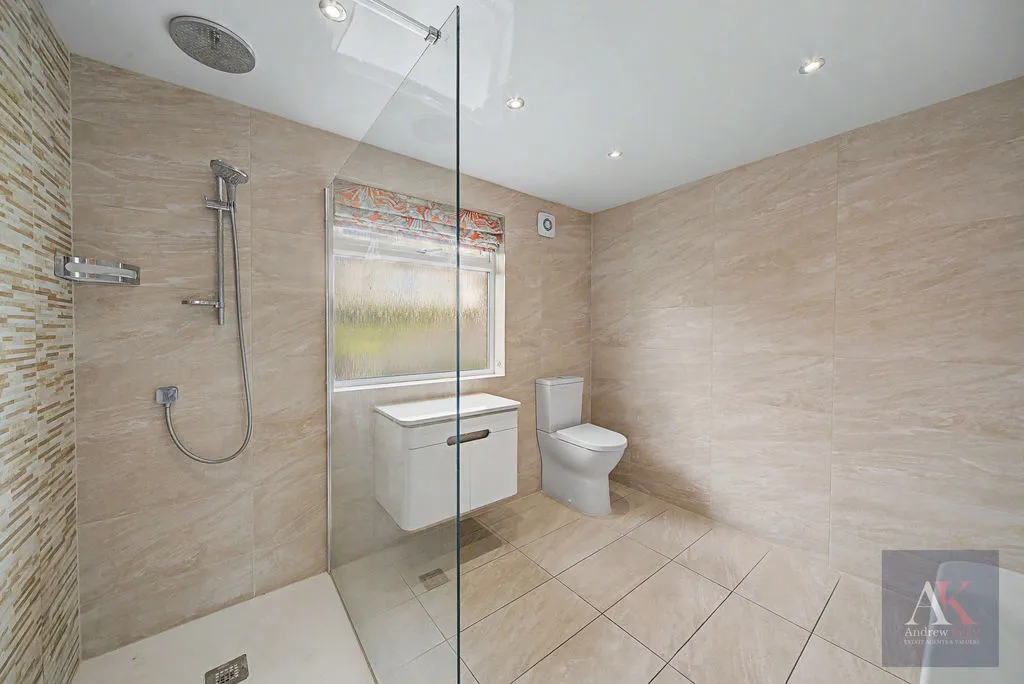 Spring Terrace Newhey, Rochdale OL16 4LZ, photo 20