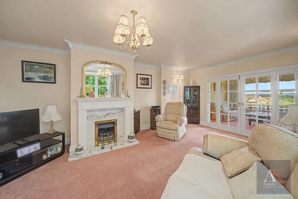Spring Terrace Newhey, Rochdale OL16 4LZ, photo 2