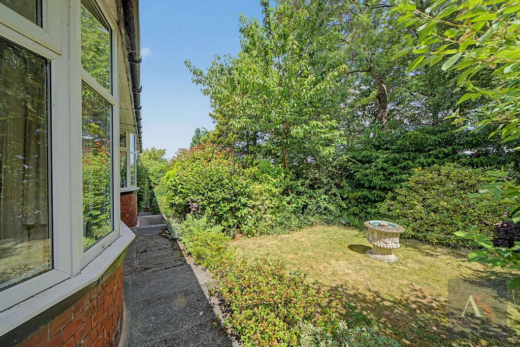 Spring Terrace Newhey, Rochdale OL16 4LZ, photo 23