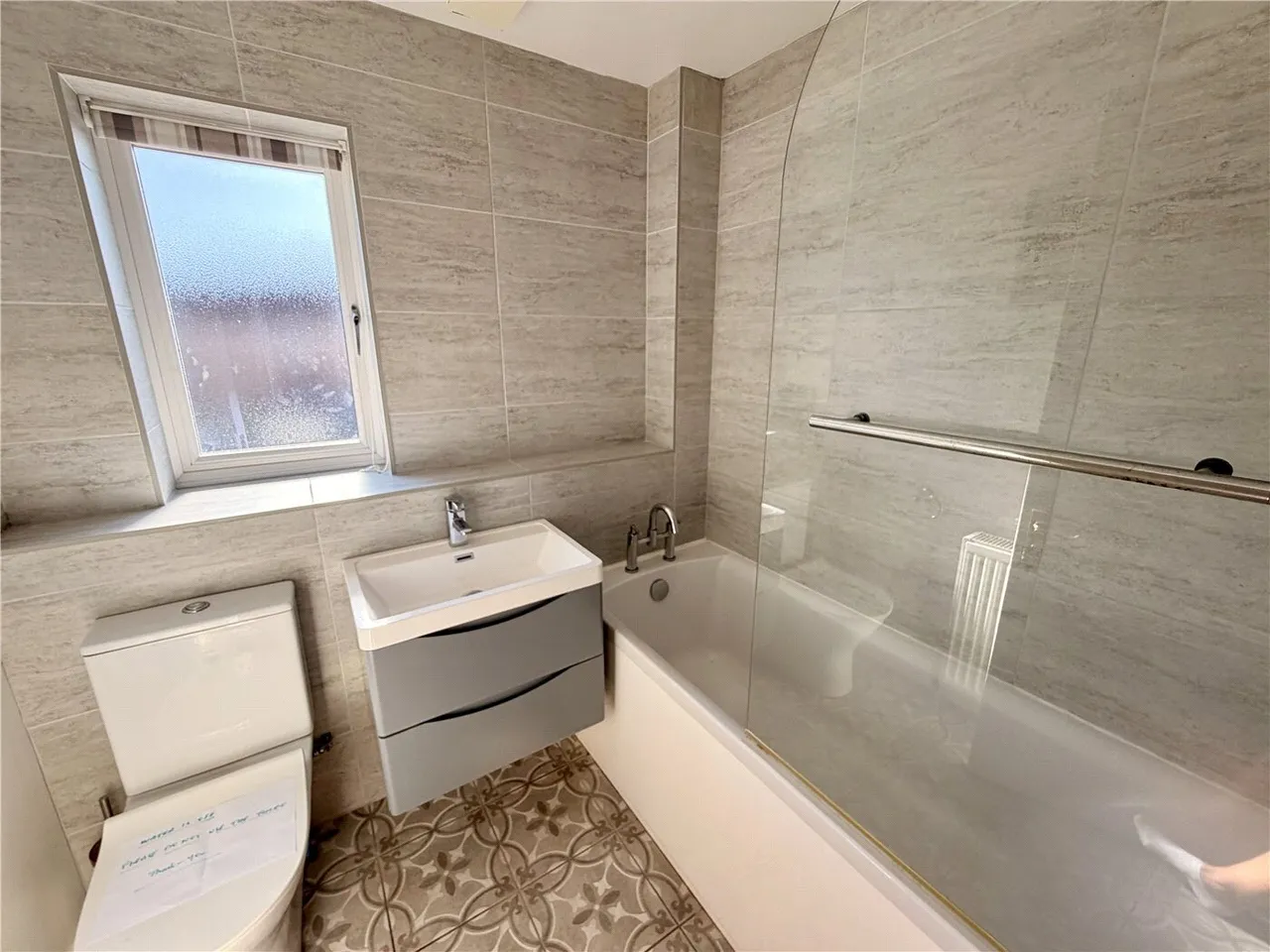 Doulton Gardens, Whitecliff, BH14, photo 8