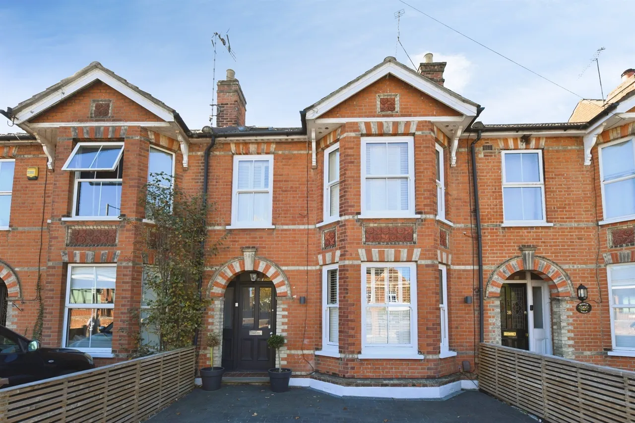 4 bed house for sale, Trinity Road, Chelmsford, CM2