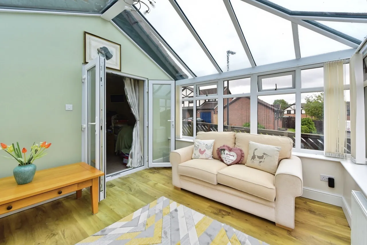 Foxcroft Drive, Killamarsh, Sheffield, Derbyshire, S21, photo 12