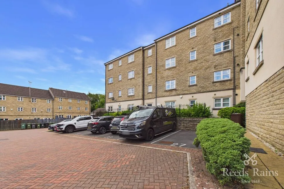 Laithe Hall Avenue, Cleckheaton, West Yorkshire, BD19, photo 12