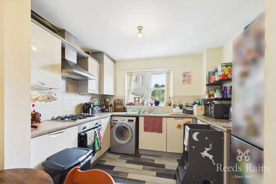 Laithe Hall Avenue, Cleckheaton, West Yorkshire, BD19, photo 5