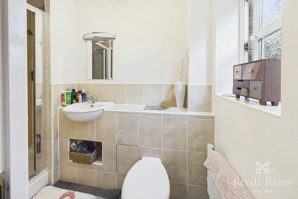 Laithe Hall Avenue, Cleckheaton, West Yorkshire, BD19, photo 6
