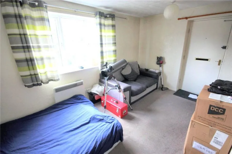Henley Drive, Droitwich, WR9, photo 2