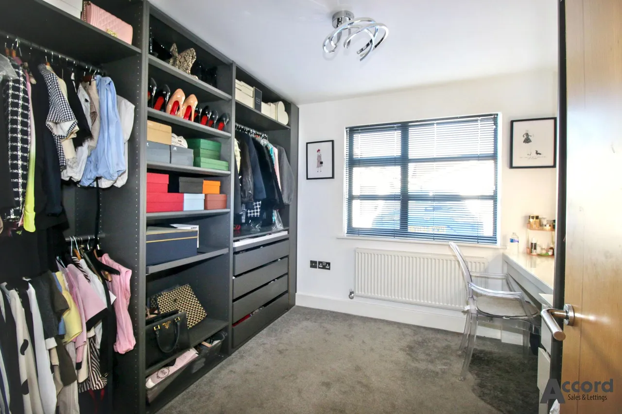 Camellia Close, Brentwood, CM13, photo 6
