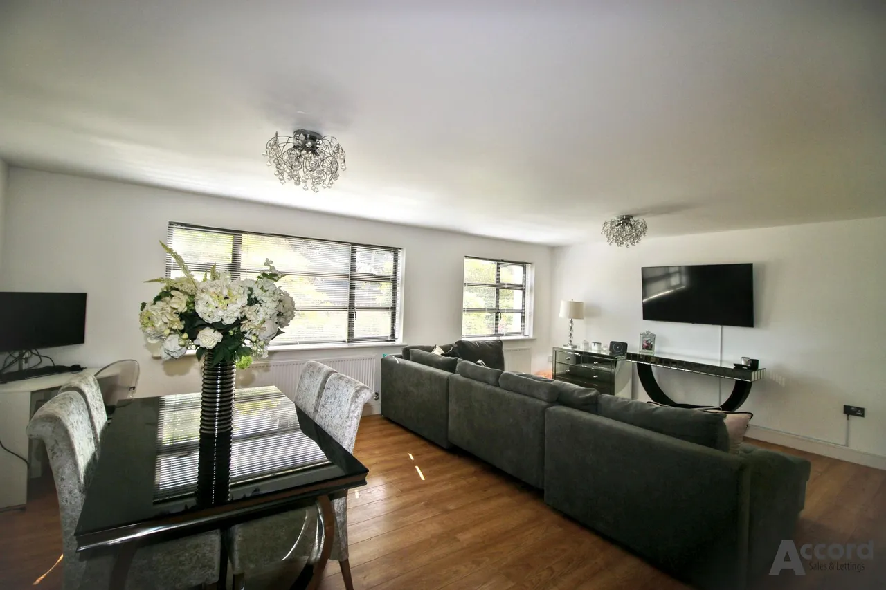 Camellia Close, Brentwood, CM13, photo 3