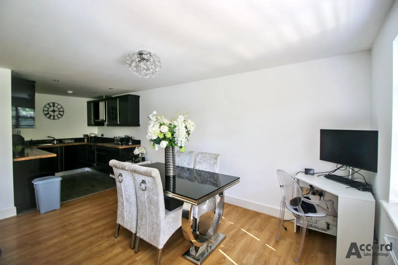 Camellia Close, Brentwood, CM13, photo 4