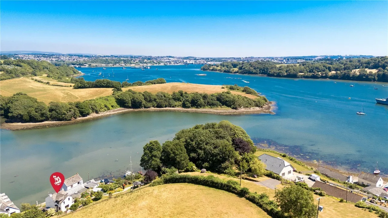 3 bed property for sale, Antony Passage, Saltash, PL12