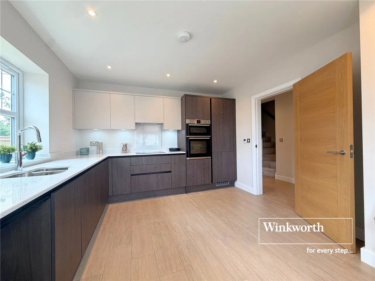 Fairway View Close, West Parley, BH22, photo 5