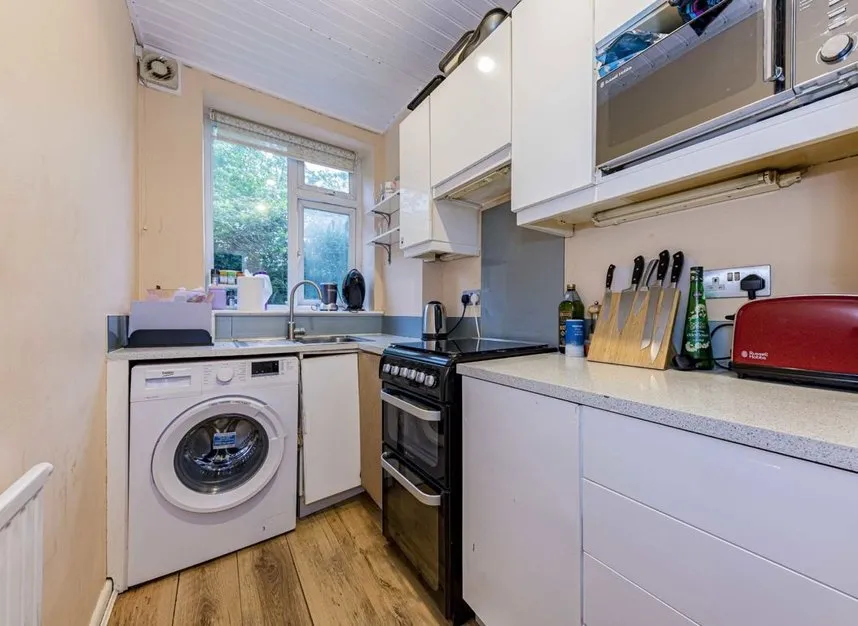 Whitton Road, Twickenham, TW1, photo 3
