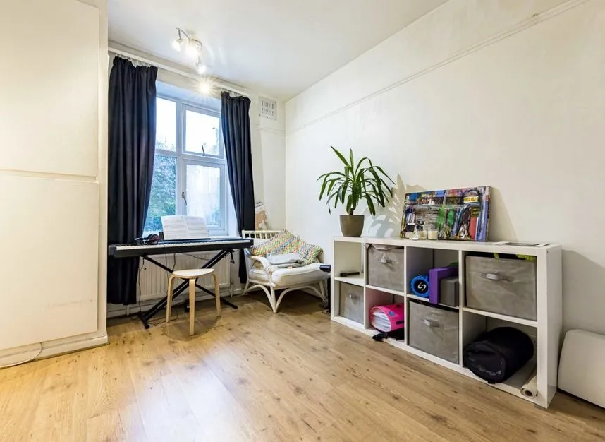 Whitton Road, Twickenham, TW1, photo 5
