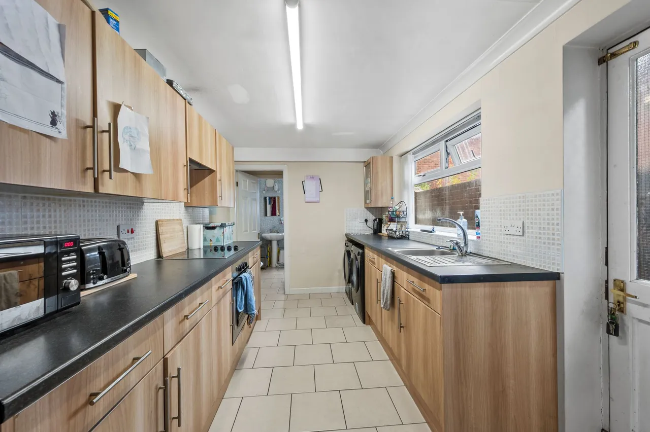 Crown Street, Thatto Heath, St. Helens, St. Helens, WA9 5RD, photo 9
