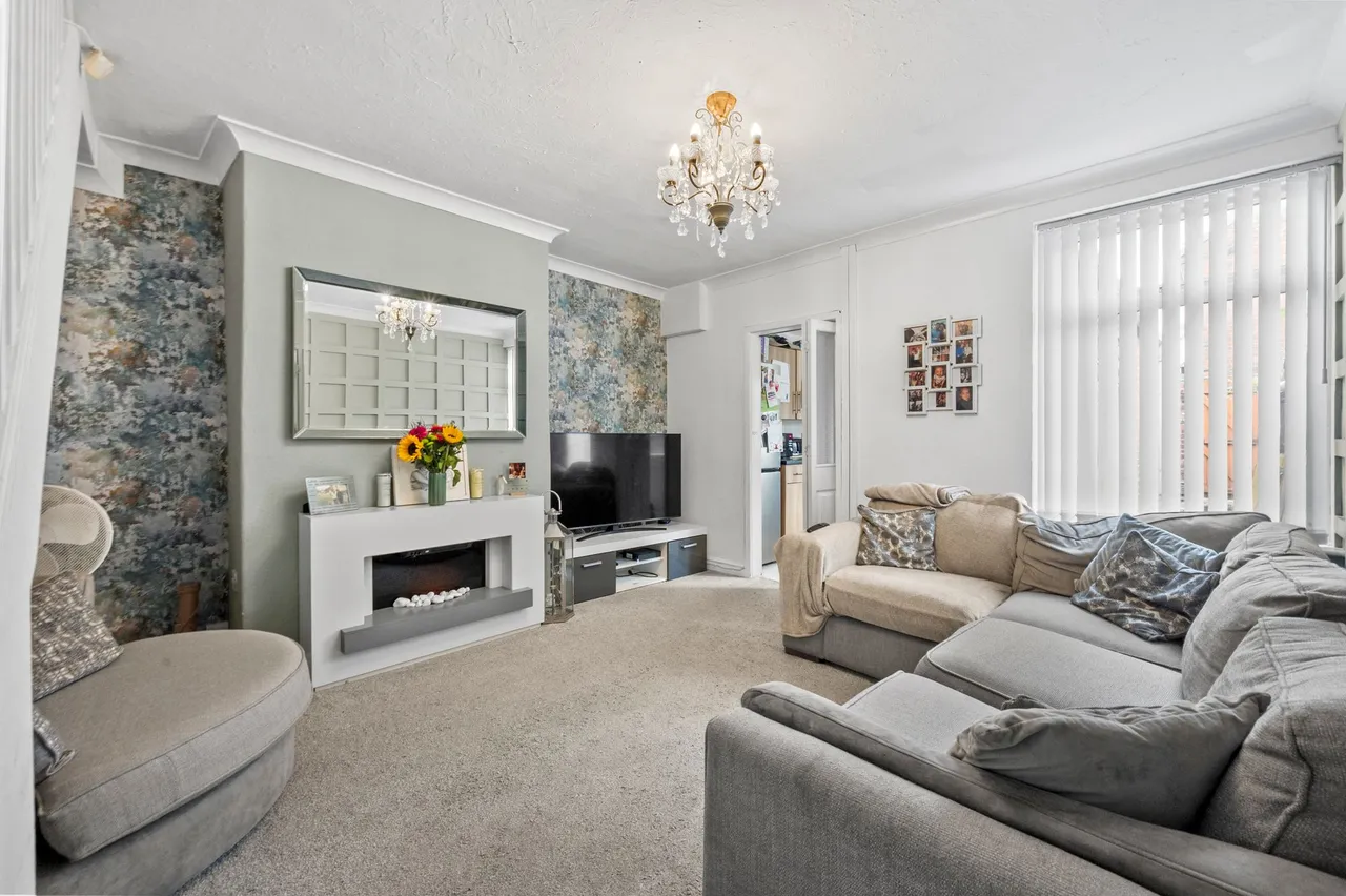 Crown Street, Thatto Heath, St. Helens, St. Helens, WA9 5RD, photo 4