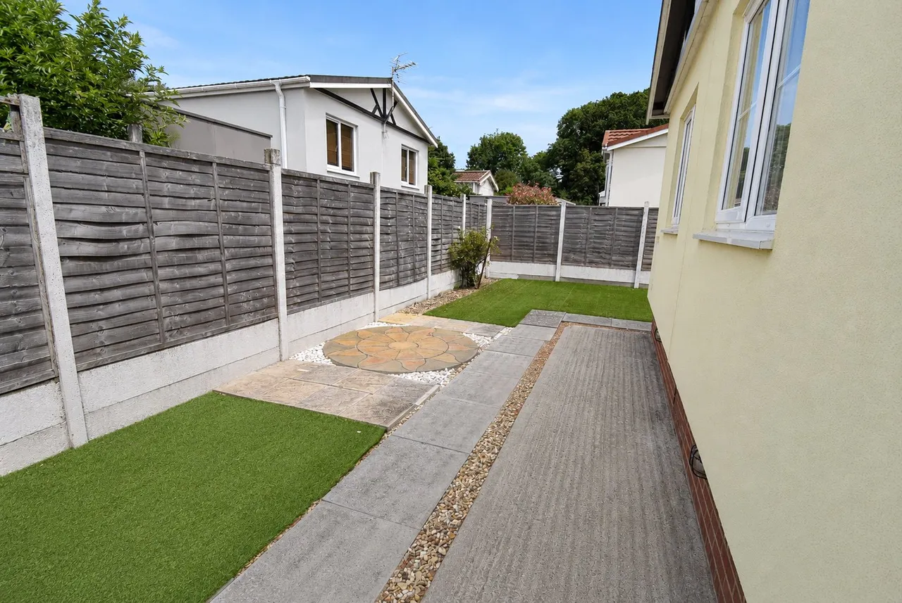 Residential Park, Caddington, photo 12