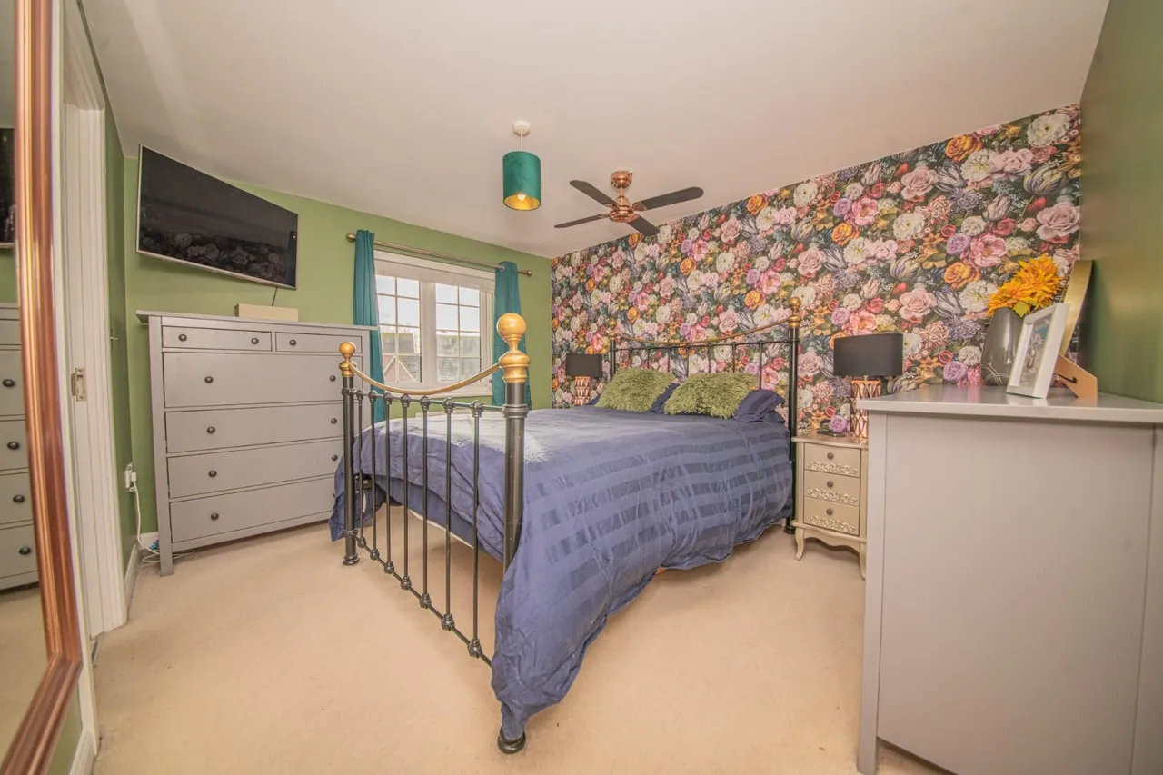 Viscount Gardens, Lakeside, Eastleigh, SO50 5UA, photo 8