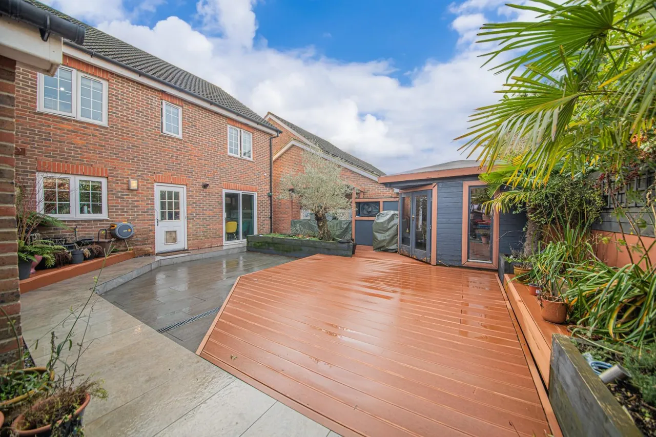 Viscount Gardens, Lakeside, Eastleigh, SO50 5UA, photo 22