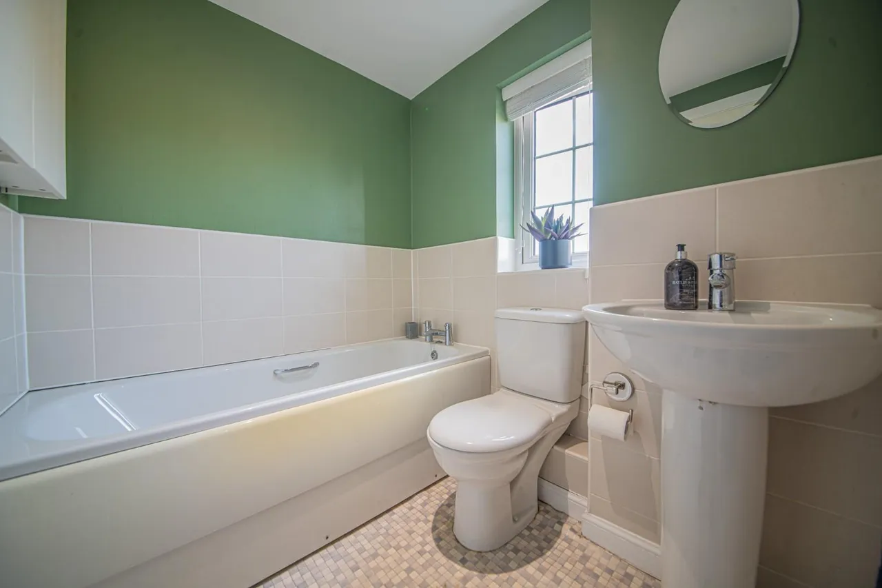 Viscount Gardens, Lakeside, Eastleigh, SO50 5UA, photo 17