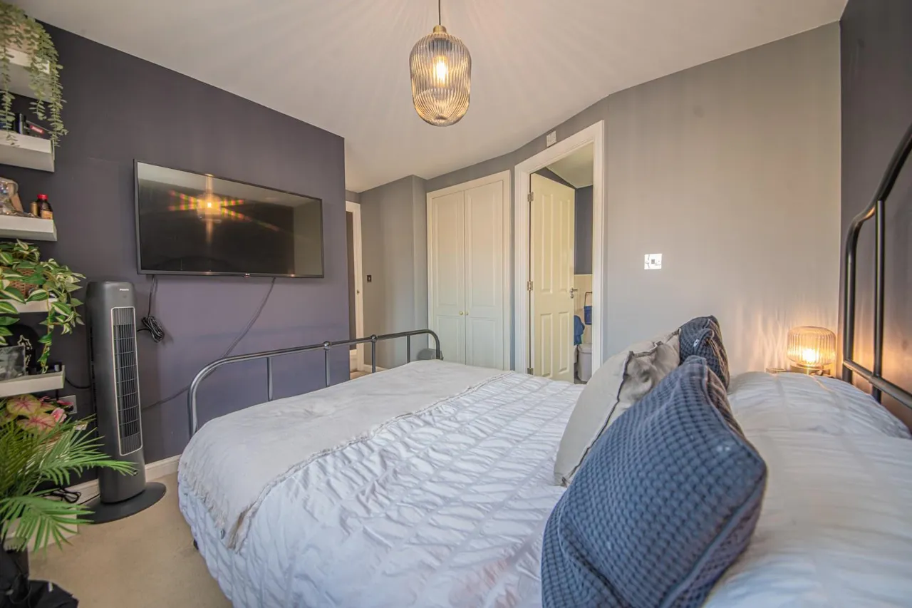 Viscount Gardens, Lakeside, Eastleigh, SO50 5UA, photo 12