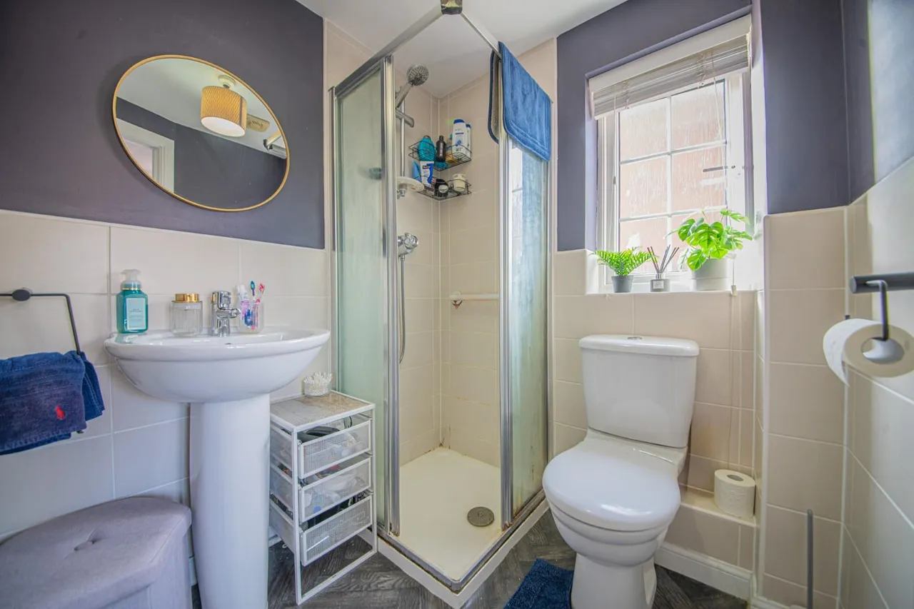 Viscount Gardens, Lakeside, Eastleigh, SO50 5UA, photo 13