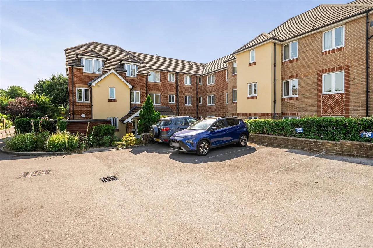 Trinity Street, Fareham, PO16, photo 15