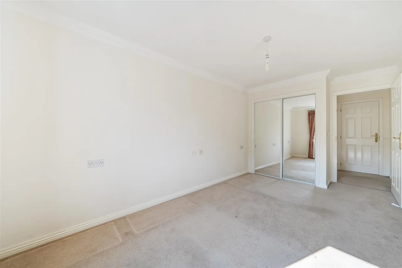 Trinity Street, Fareham, PO16, photo 5