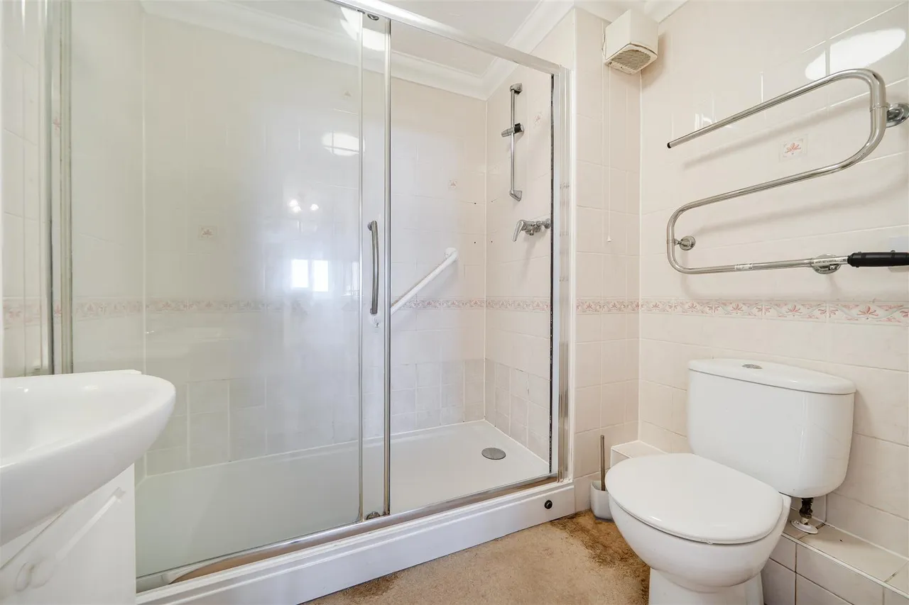 Trinity Street, Fareham, PO16, photo 10