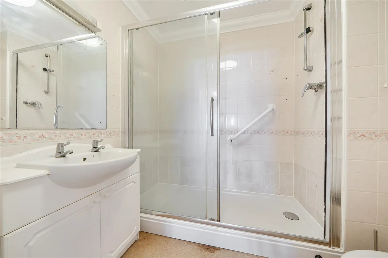 Trinity Street, Fareham, PO16, photo 9