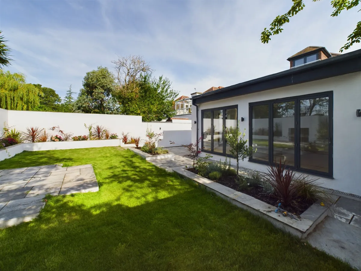 London, NW6, photo 6