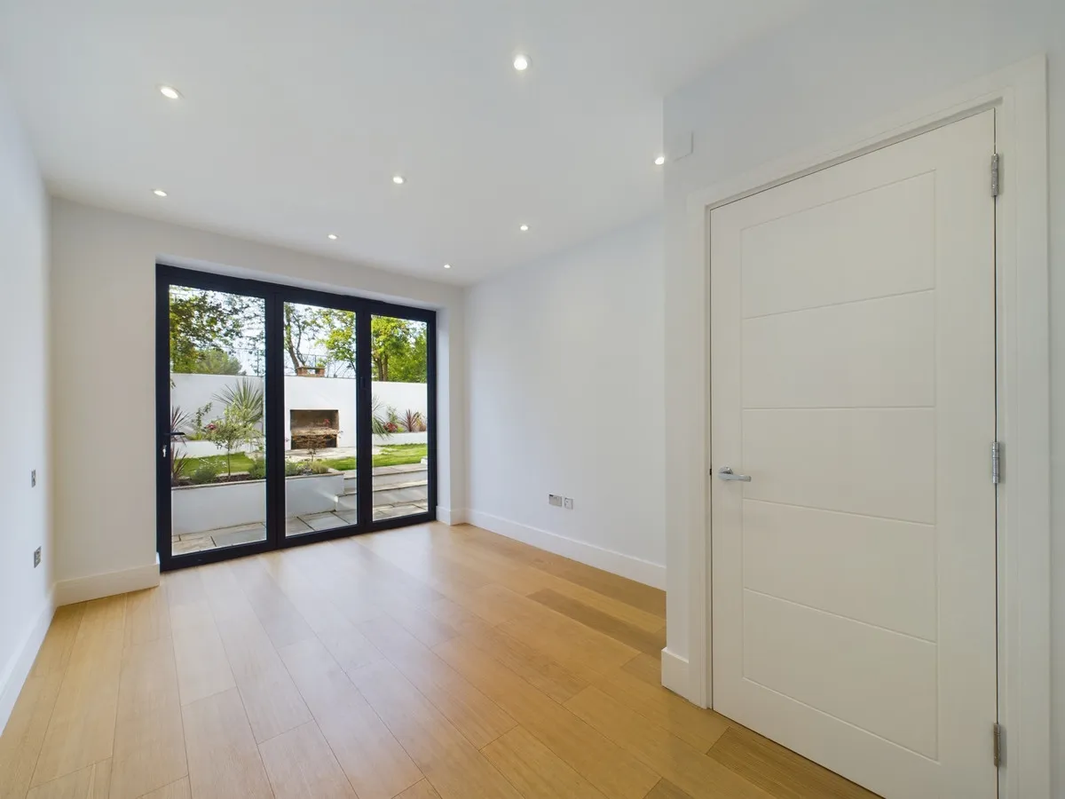 London, NW6, photo 12