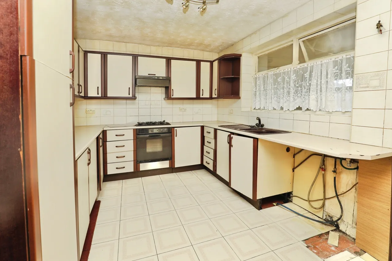 Keithley Walk, Liverpool, L24, photo 6