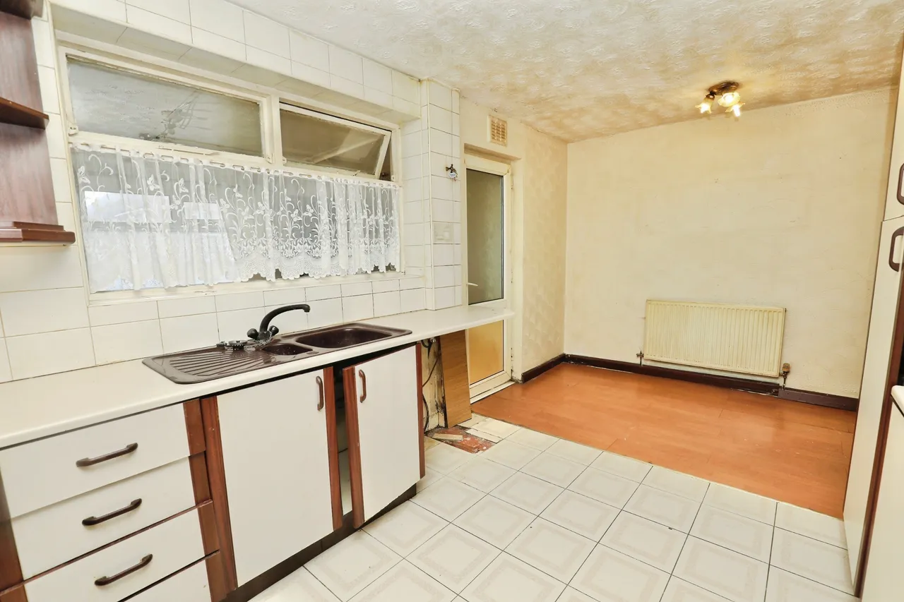 Keithley Walk, Liverpool, L24, photo 5