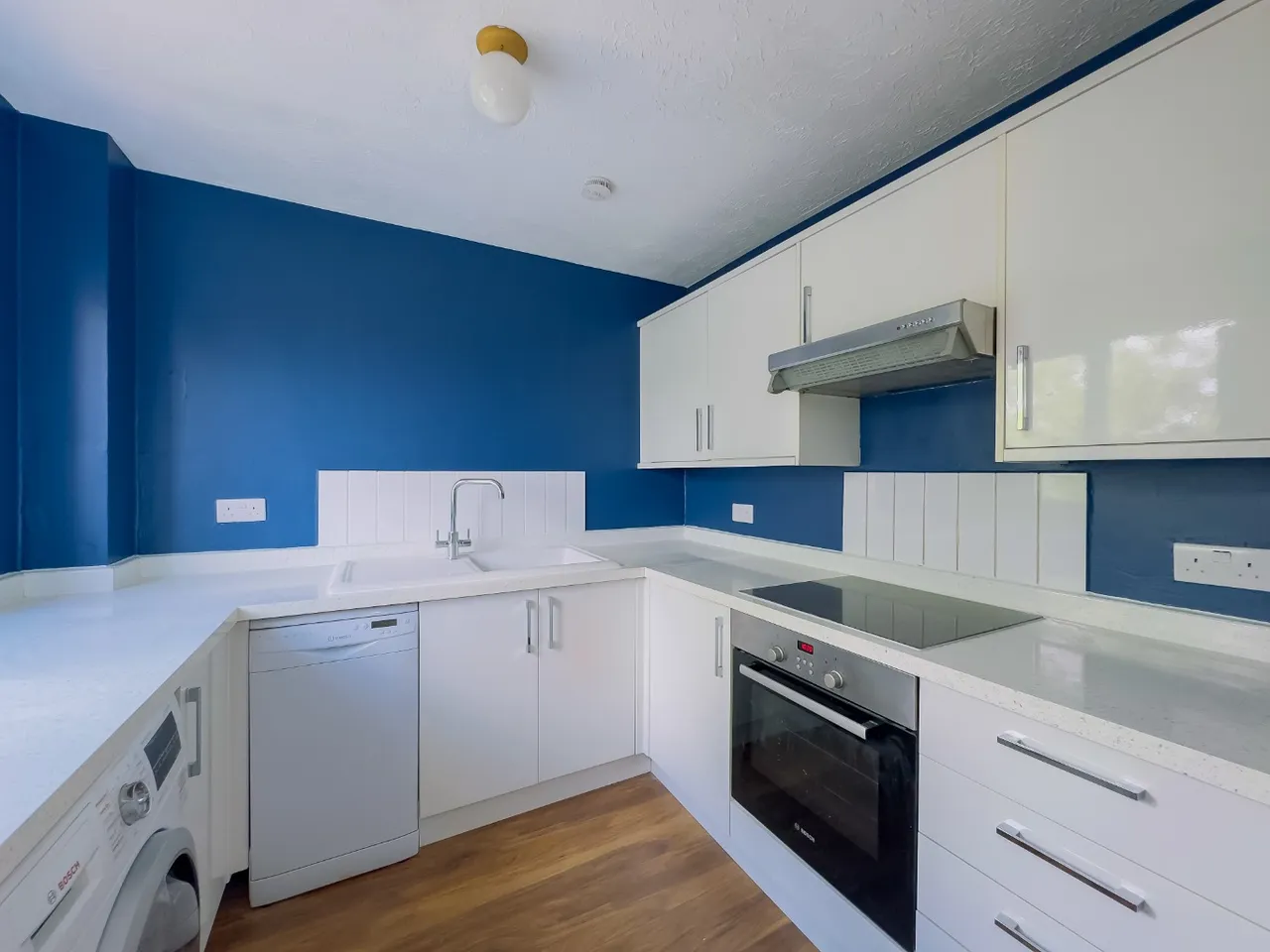 2 bed flat for sale — Newman House, 2 Garrison Close, Shooters Hill, London, SE18 4JD