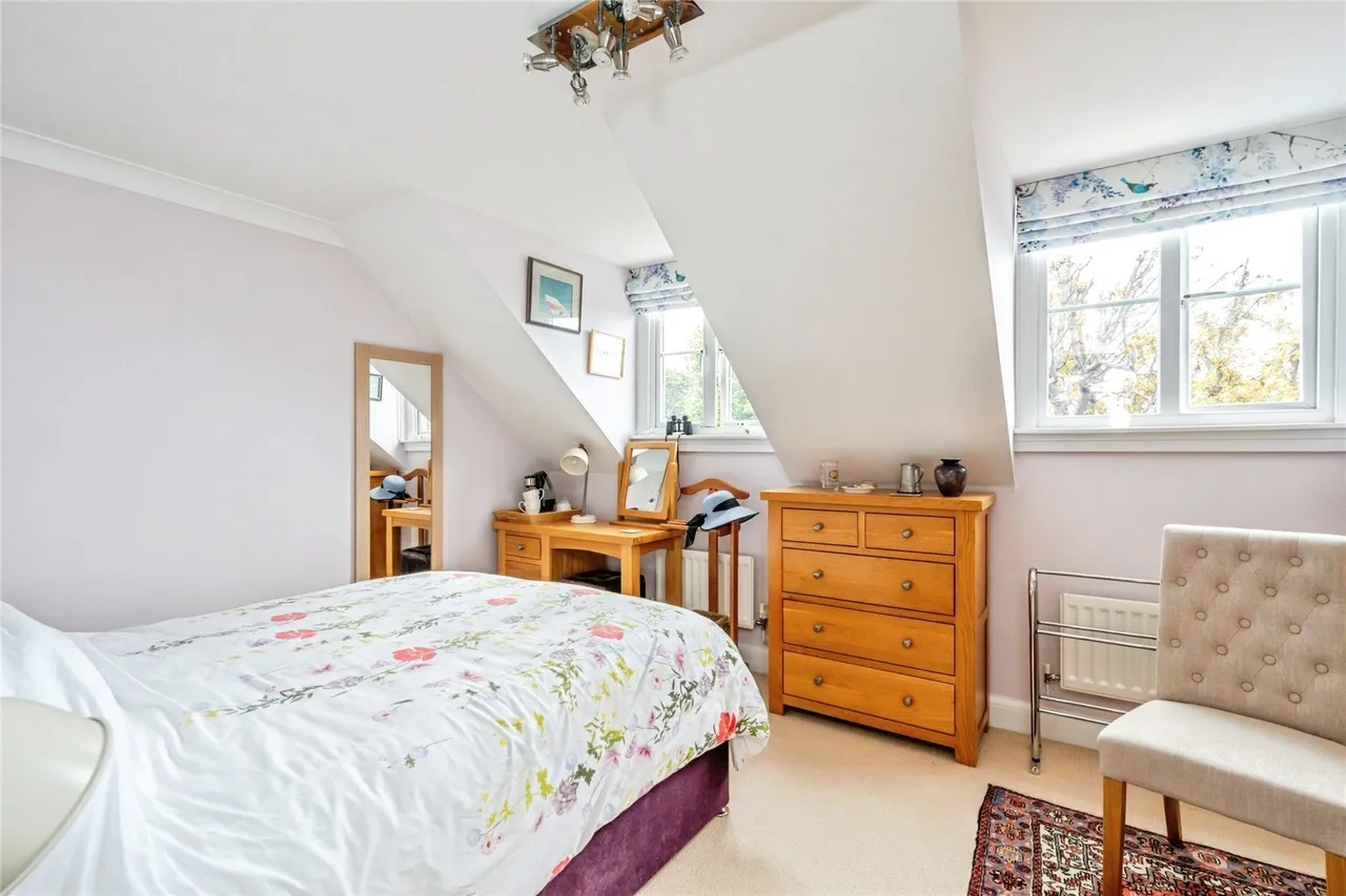 Woodlands Lane, Chichester, PO19, photo 18