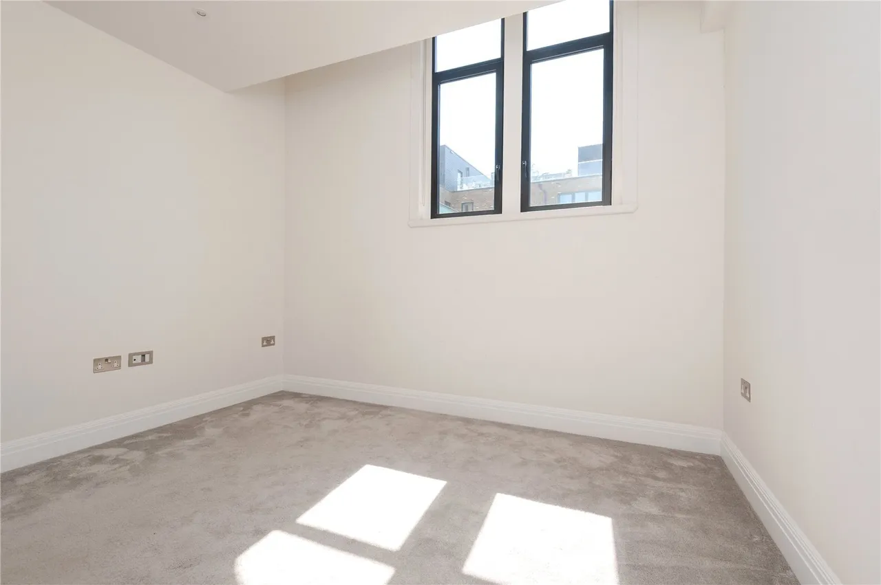 Lower Square, Old Isleworth, TW7, photo 13