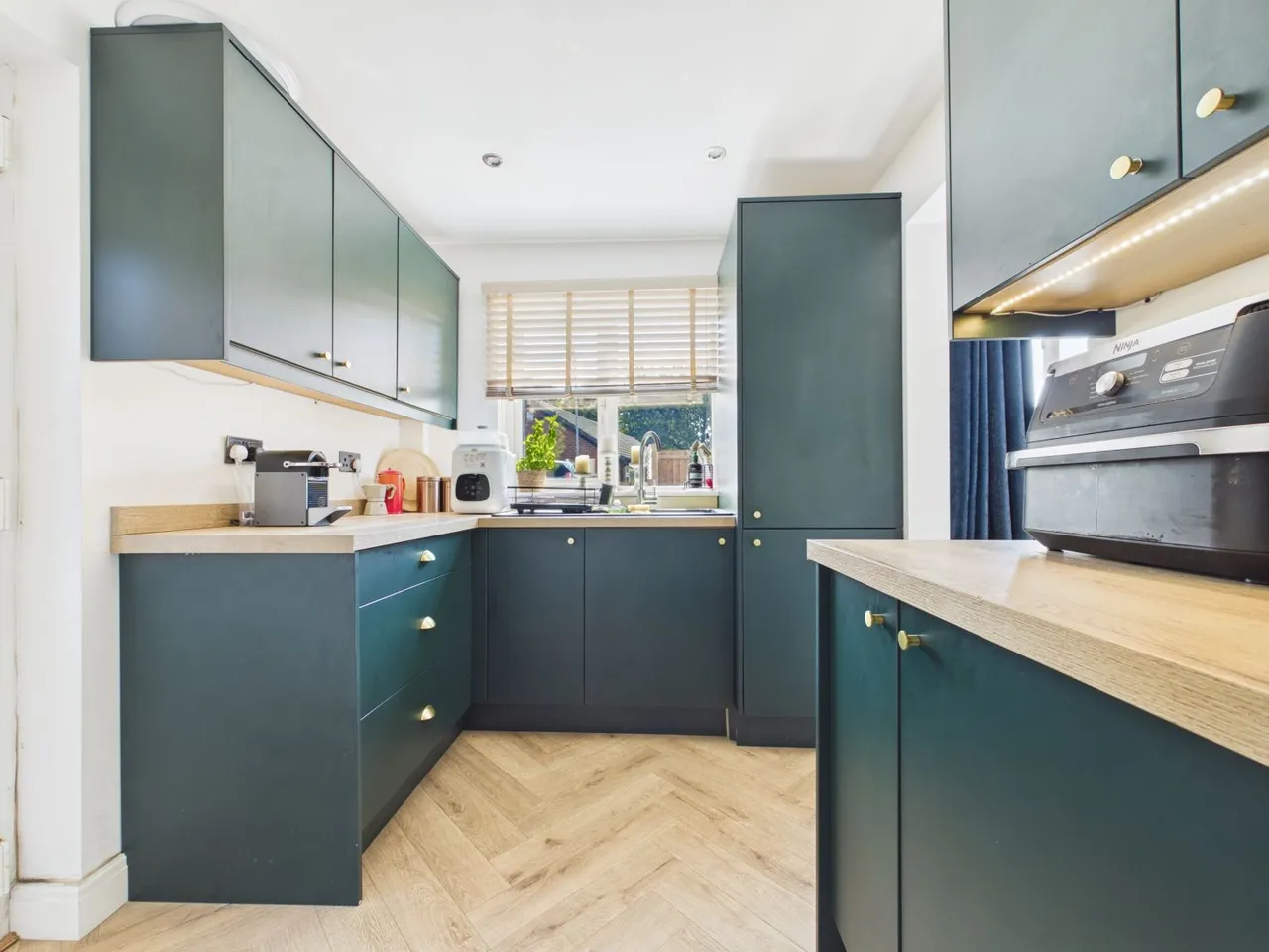 Crossman Drive, Normanton, WF6, photo 3