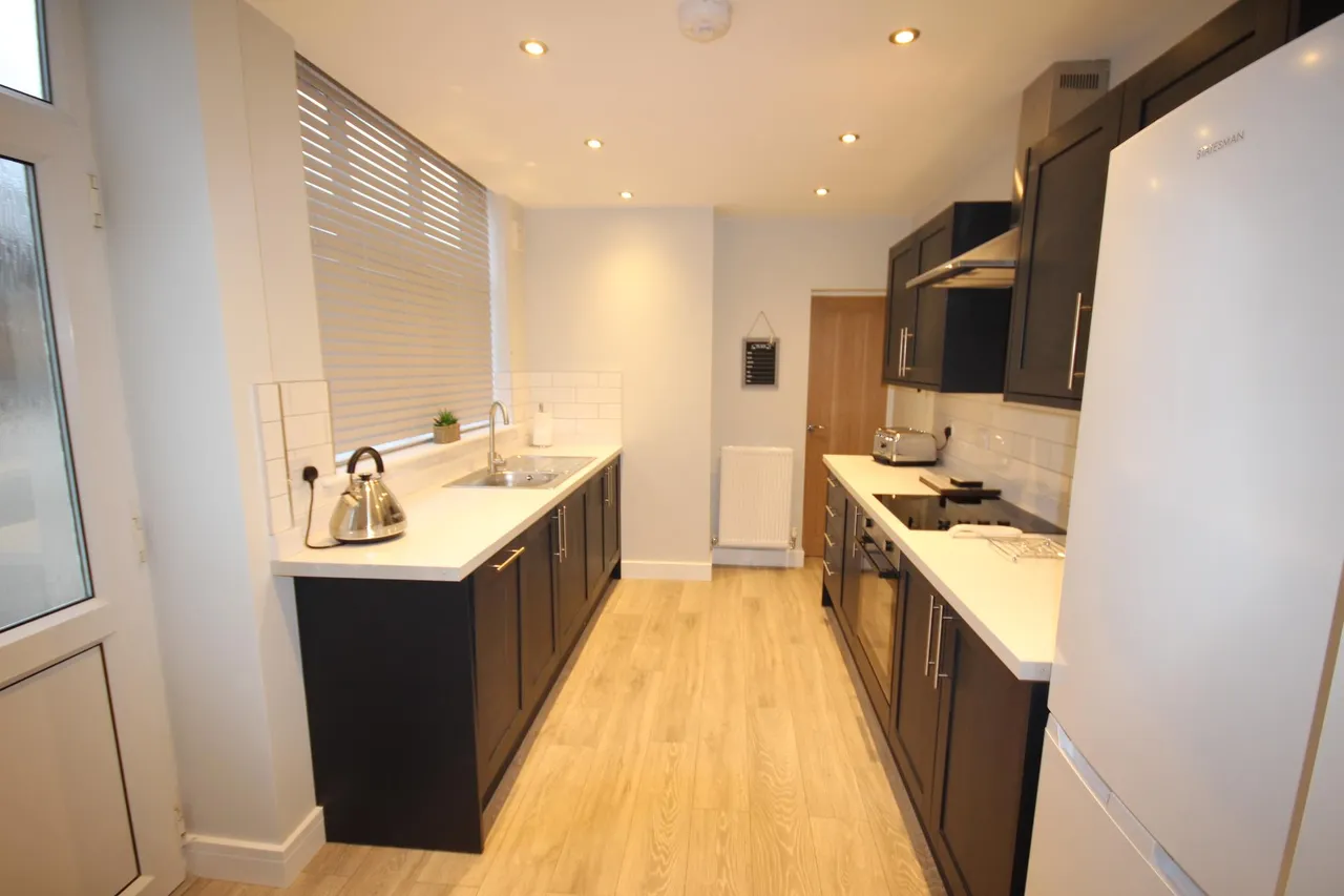 Belvedere Road, Burton upon Trent, DE13, photo 7