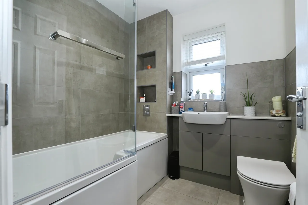 Dickens Drive, Stamford, PE9, photo 16