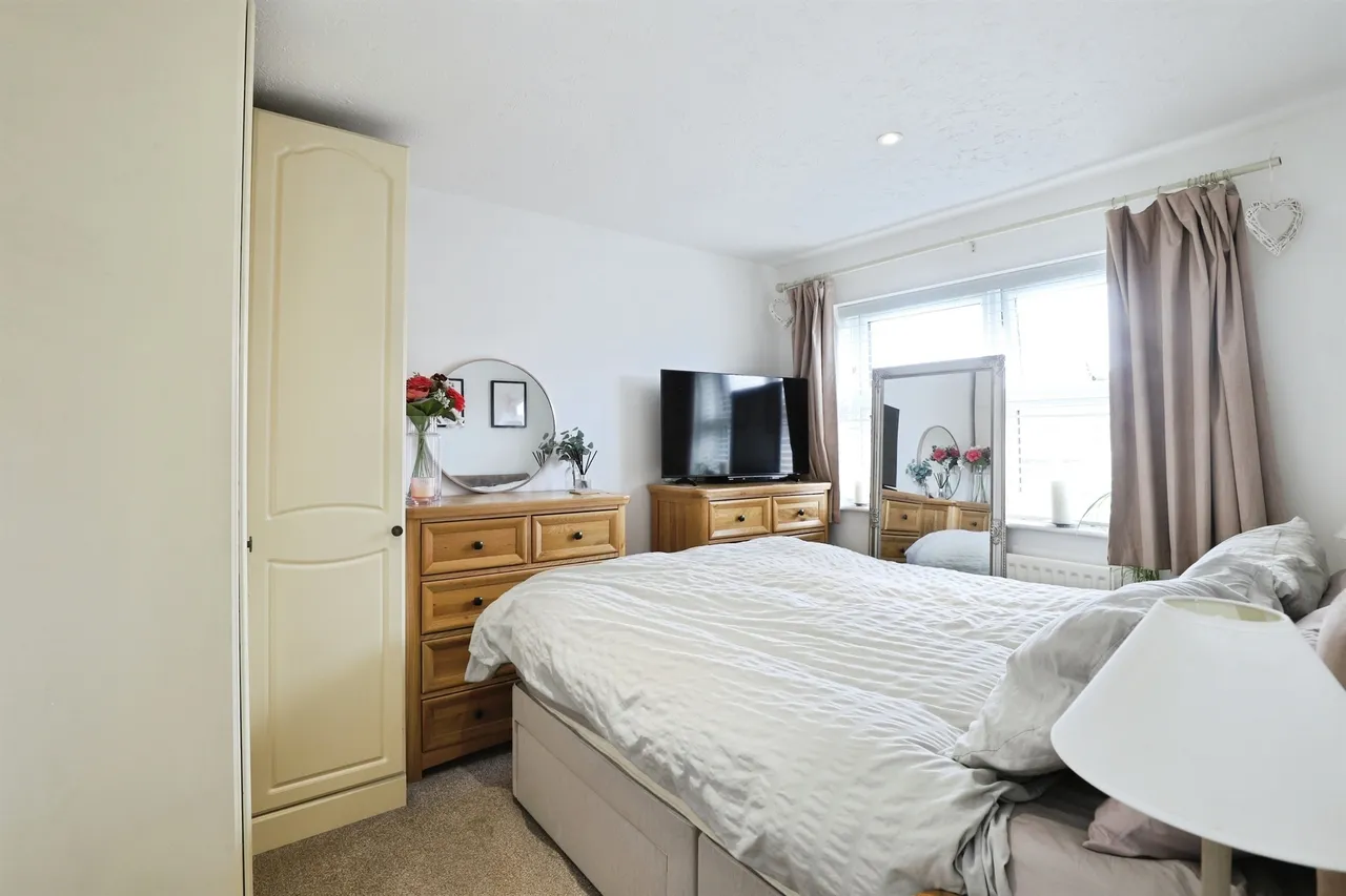 Dickens Drive, Stamford, PE9, photo 12