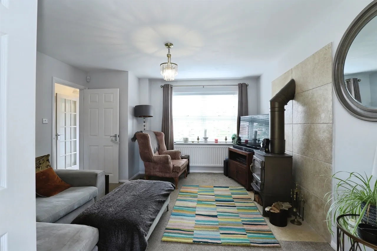 Dickens Drive, Stamford, PE9, photo 6