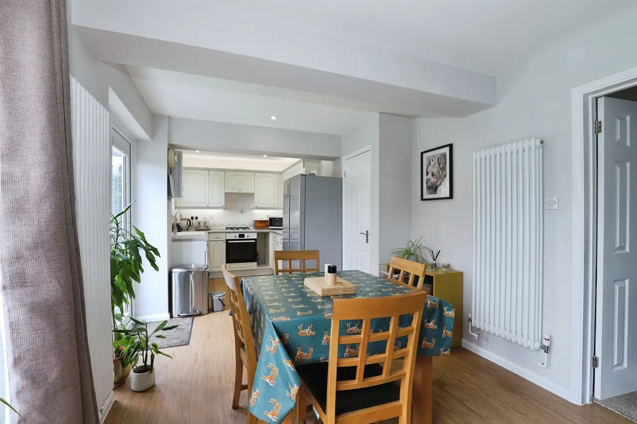 Dickens Drive, Stamford, PE9, photo 8