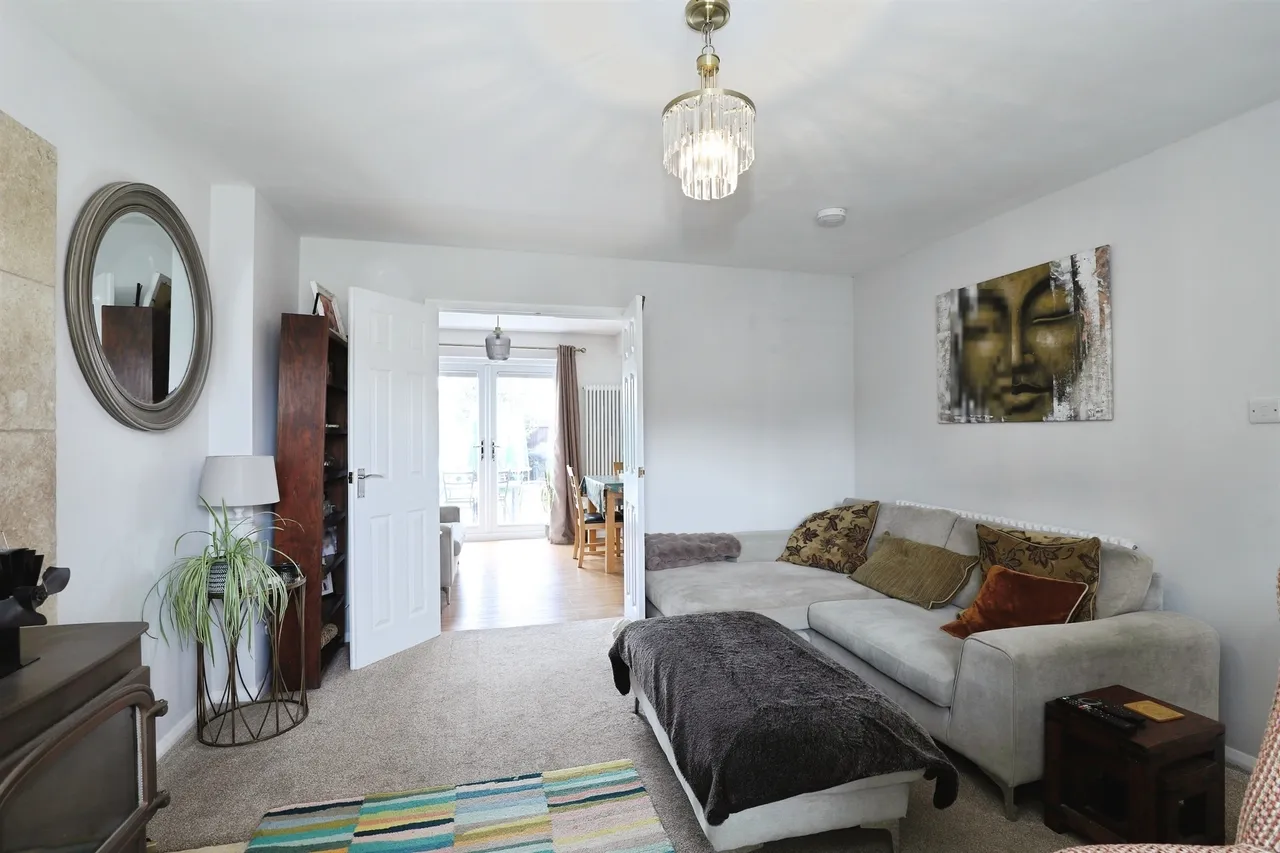 Dickens Drive, Stamford, PE9, photo 5
