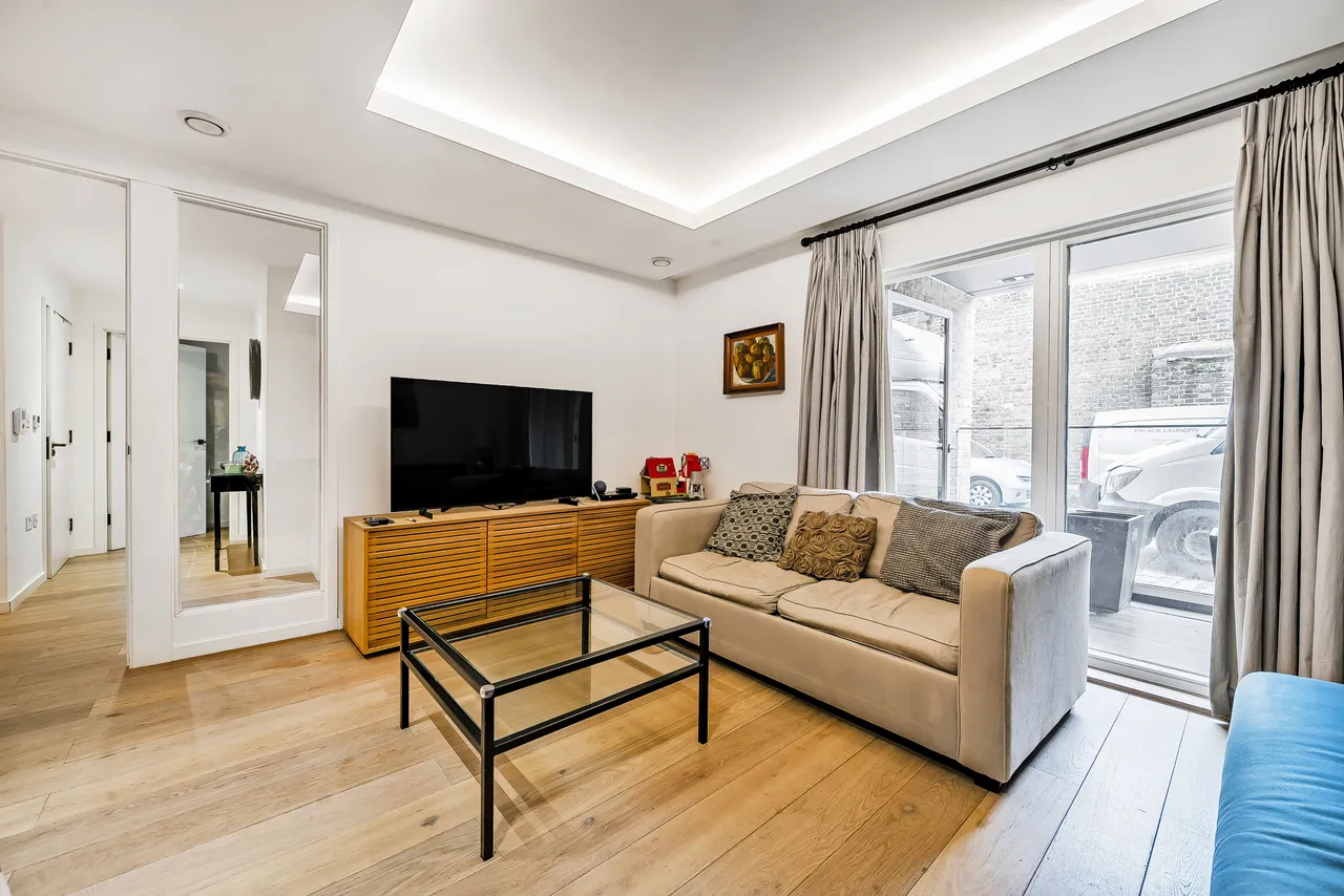 1 Landau Apartments, 72 Farm Lane, London, photo 2
